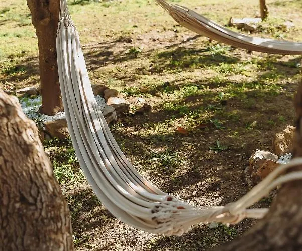 Bed & Breakfast Elements 4*