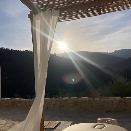 ベッド・アンド・ブレックファスト Elements Comares