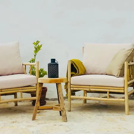 Elements Bed & Breakfast Comares